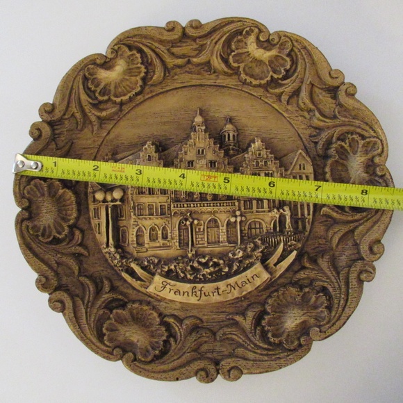 "Frankfurt-Main" dimensional hand carved plate - Picture 7 of 9